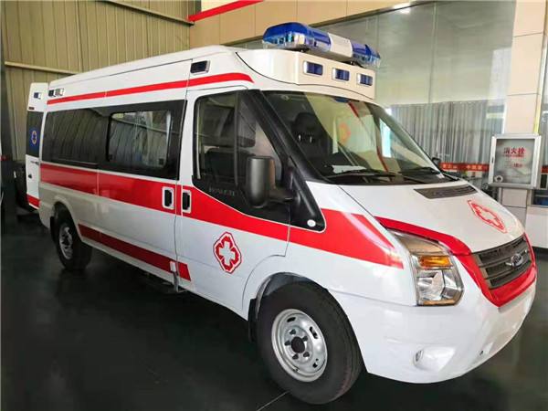 横峰县福特V362救护车